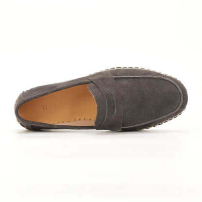 Men's suede loafer with cow leather insole in Charcoal Gray, pair view