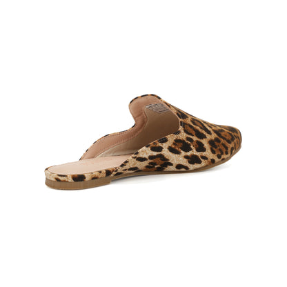 TONIVIS W-P20282 leopard print pointed-toe mules - image 4