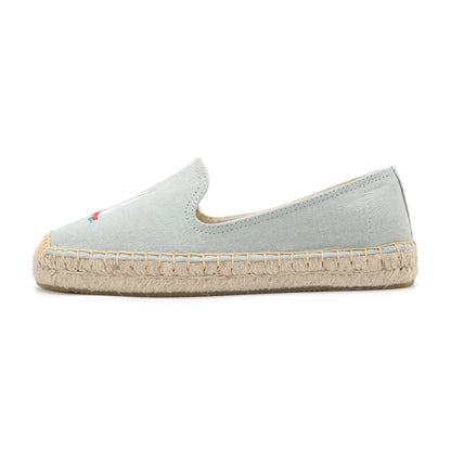 W-P9940 Light Blue Sailboat - product photo