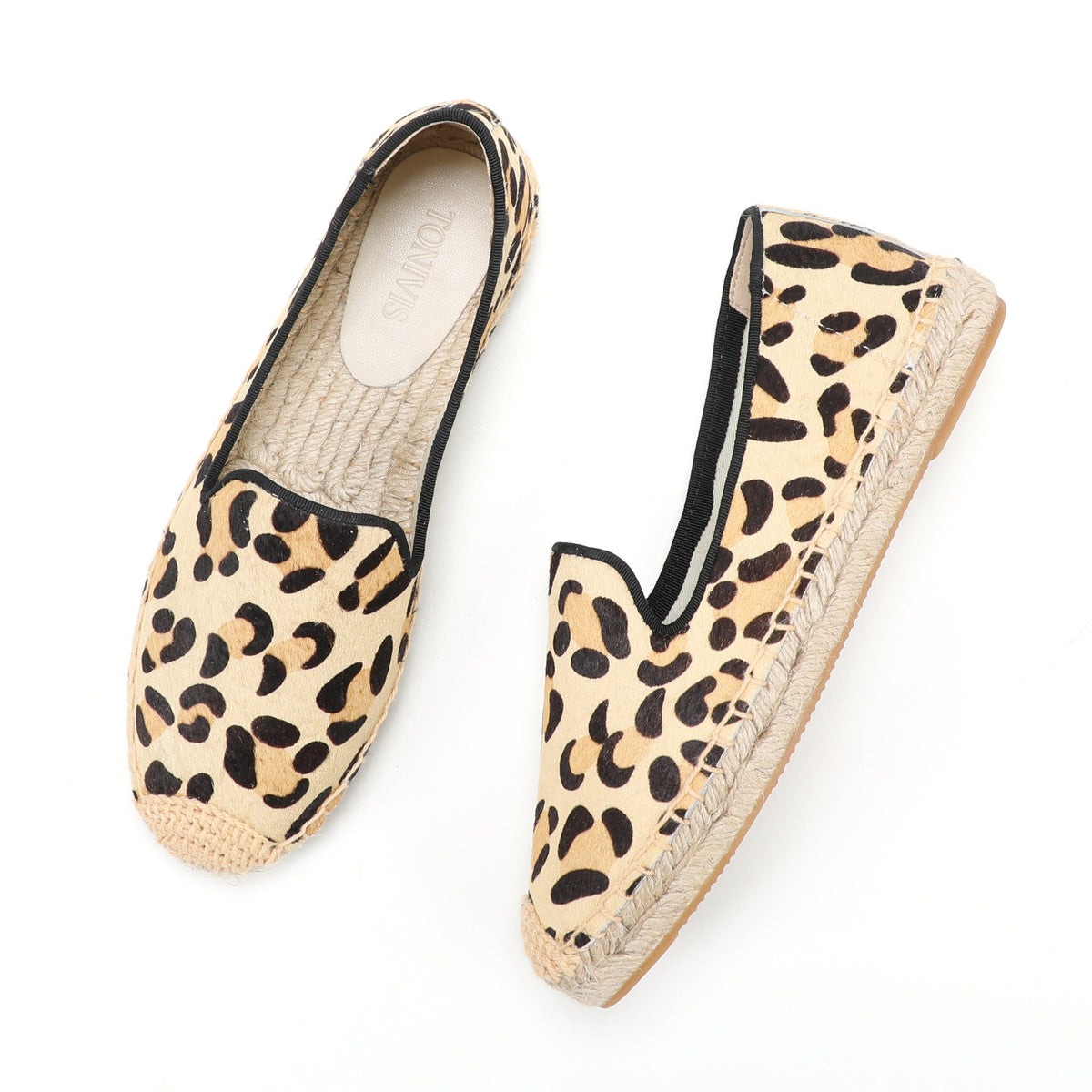 W-P9974 Brown Leopard - product photo