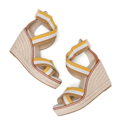 W S918 Beige Multicolor Stripe