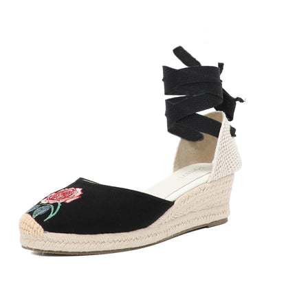 W S953 Black Rose