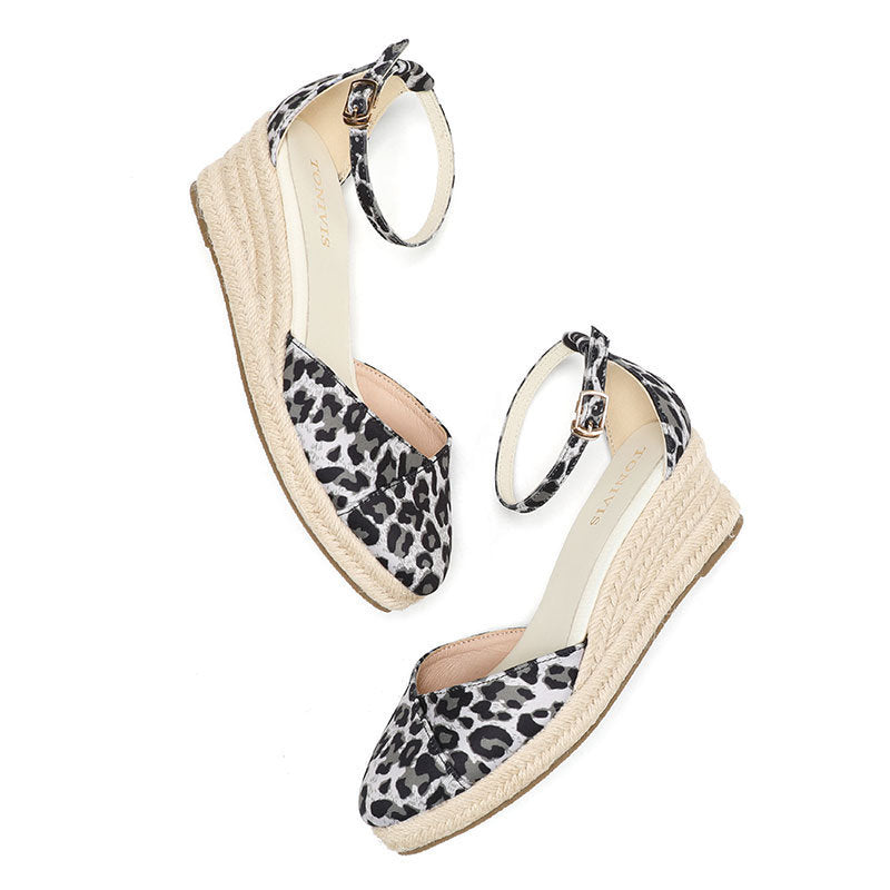 W S963 Silver Leopard Print